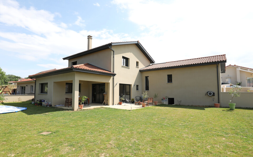 Maison à Vernioz(38150)